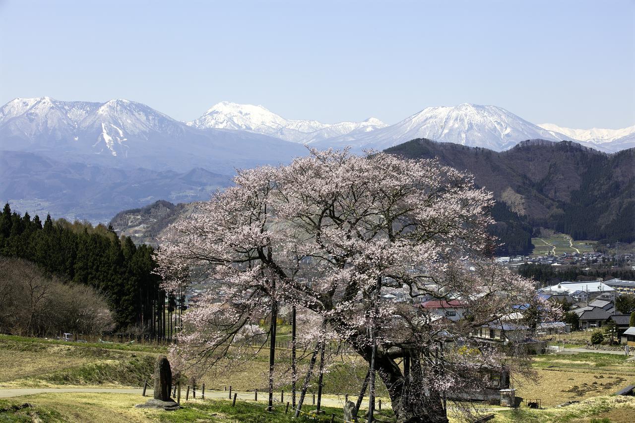 Ryokan Warabino Takayama  Екстериор снимка