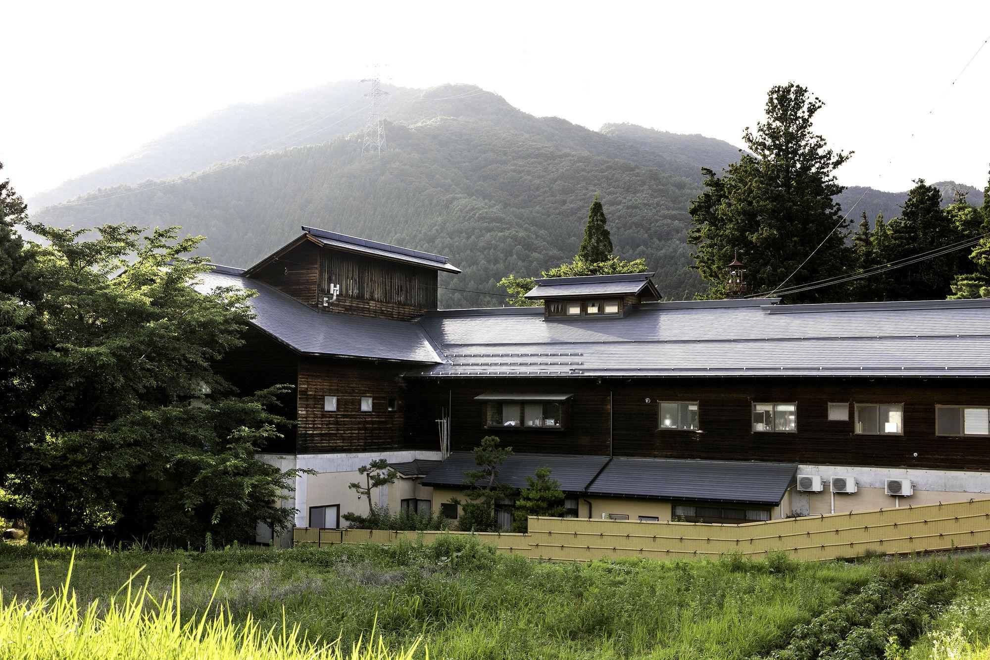 Ryokan Warabino Takayama  Екстериор снимка